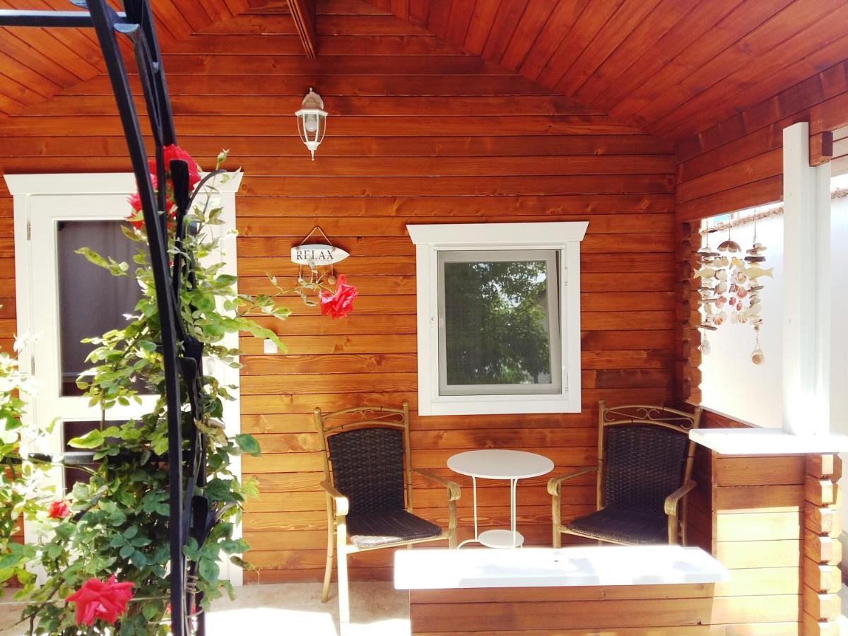 Guest House Yanita Varna Buitenkant foto